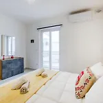 Stylish & Authentic 1br With Terrace In By 360 Estates Apartment *