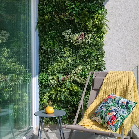 Stylish & Authentic 1br With Terrace In By 360 Estates Apartment Sliema