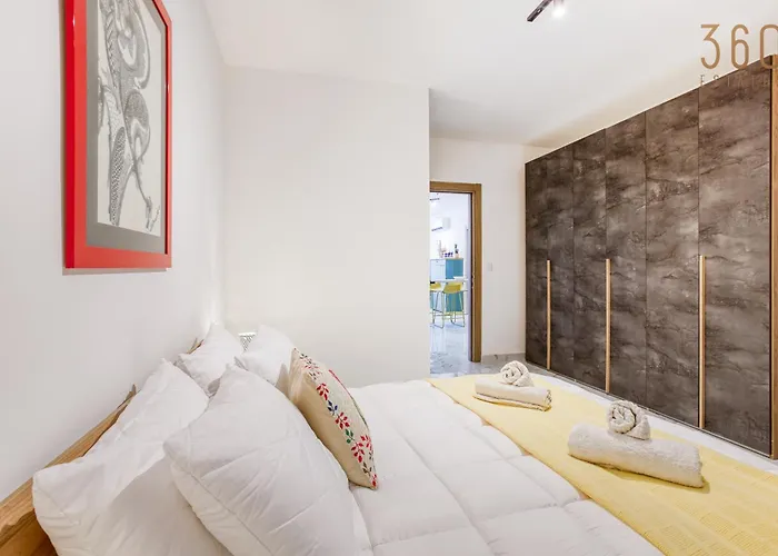 Stylish & Authentic 1br With Terrace In By 360 Estates *