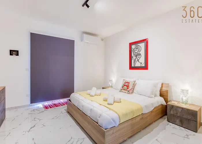 Stylish & Authentic 1br With Terrace In By 360 Estates * סליאמה