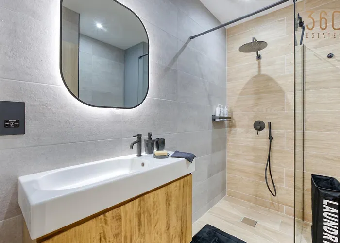 Stylish & Authentic 1br With Terrace In By 360 Estates