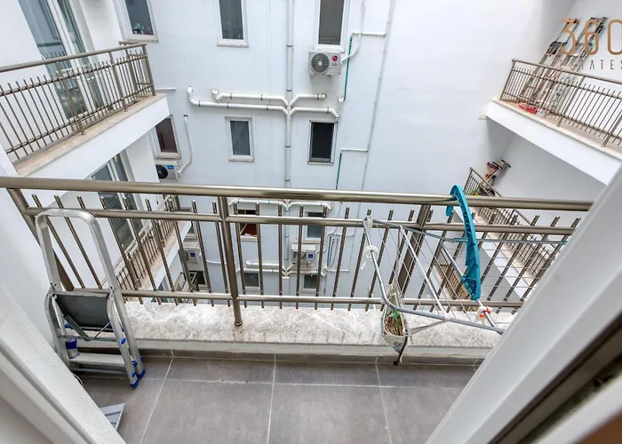 Stylish & Authentic 1br With Terrace In By 360 Estates * סליאמה