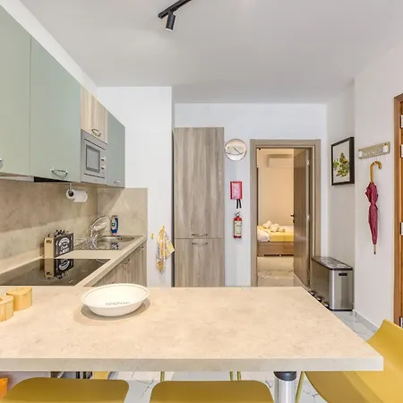 Stylish & Authentic 1br With Terrace In By 360 Estates