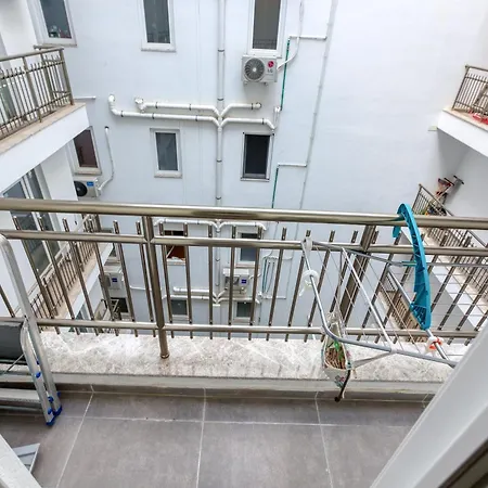 Stylish & Authentic 1br With Terrace In By 360 Estates * Sliema
