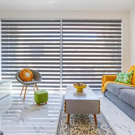 Apartment Stylish & Authentic 1br With Terrace In By 360 Estates *