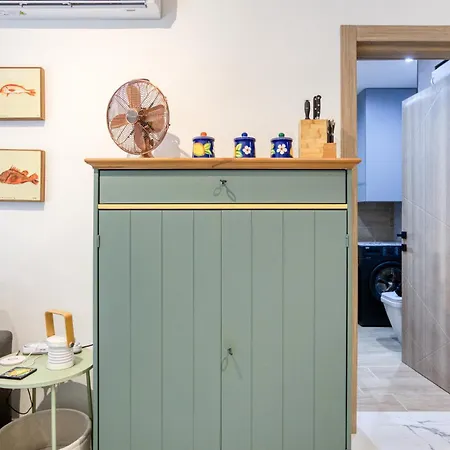 Stylish & Authentic 1br With Terrace In By 360 Estates Apartman